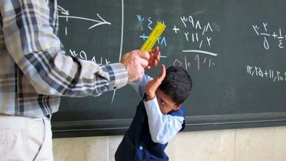 تنبیه دانشآموزان ربطی به گزینش ندارد/ دفاع وزیر آموزش و پرورش از گزینش معلمان