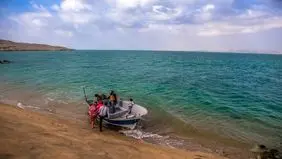 تعطیلی کامل سفرهای دریایی به جزیره هنگام در روزهای ۲۵ و ۲۶ آذر
