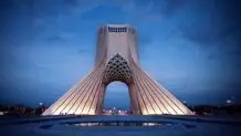 طلوع خورشید در میدان آزادی+ عکس