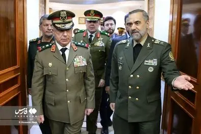 دیدار رئیس ستاد نیروهای مسلح سوریه با وزیر دفاع
