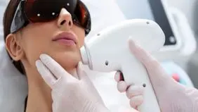 لیزر موهای زائد برای چه کسانی ضرر دارد؟