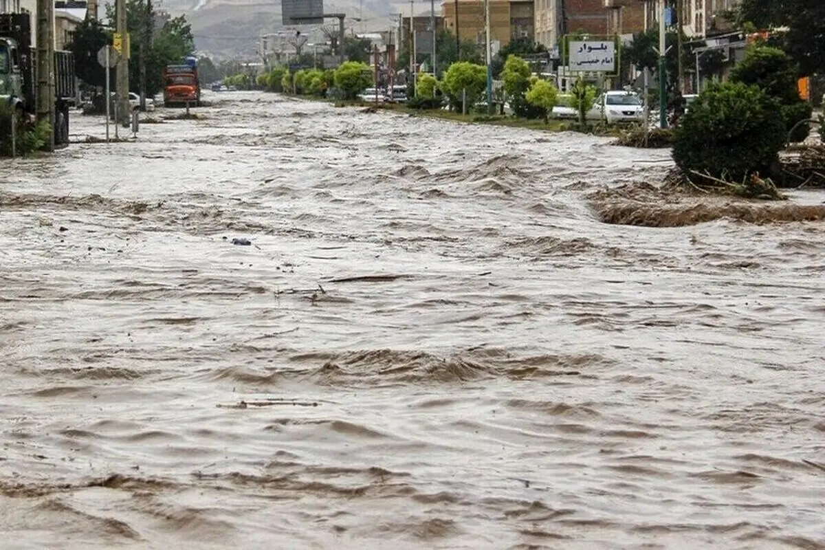 سیل در آذربایجان غربی و شرقی با ۳ فوتی

