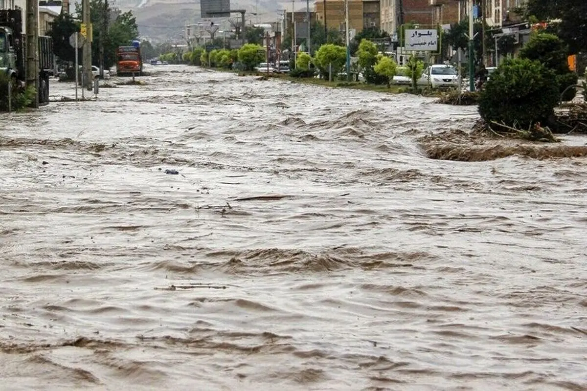 سیل در آذربایجان غربی و شرقی با ۳ فوتی

