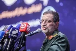 سردار نائینی: هیچ خط قرمزی نخواهیم داشت 