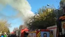 آتش‌سوزی گسترده در خیابان خیام تهران/ فیلم
