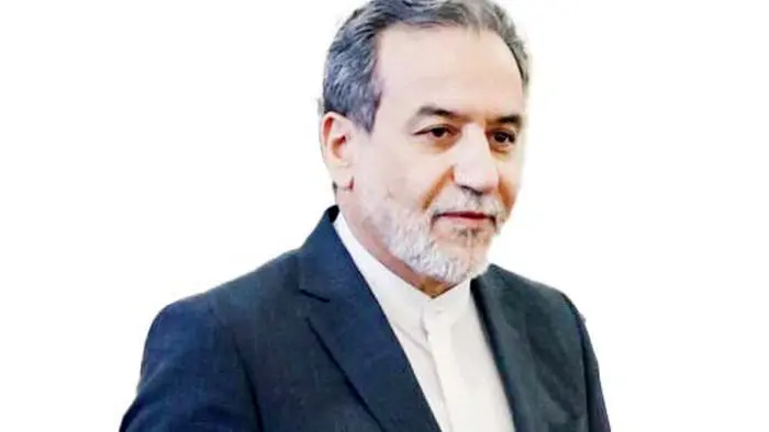 پنجره نیمه‌باز