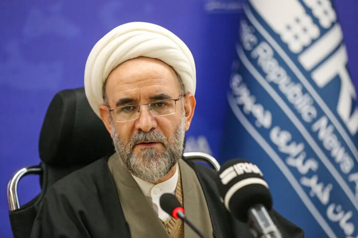 سازمان سنجش باید پاسخ دهد که چگونه بعد از گذشت چند سال از زمان برگزاری آزمون، مشکوک به تقلب شده‌ 