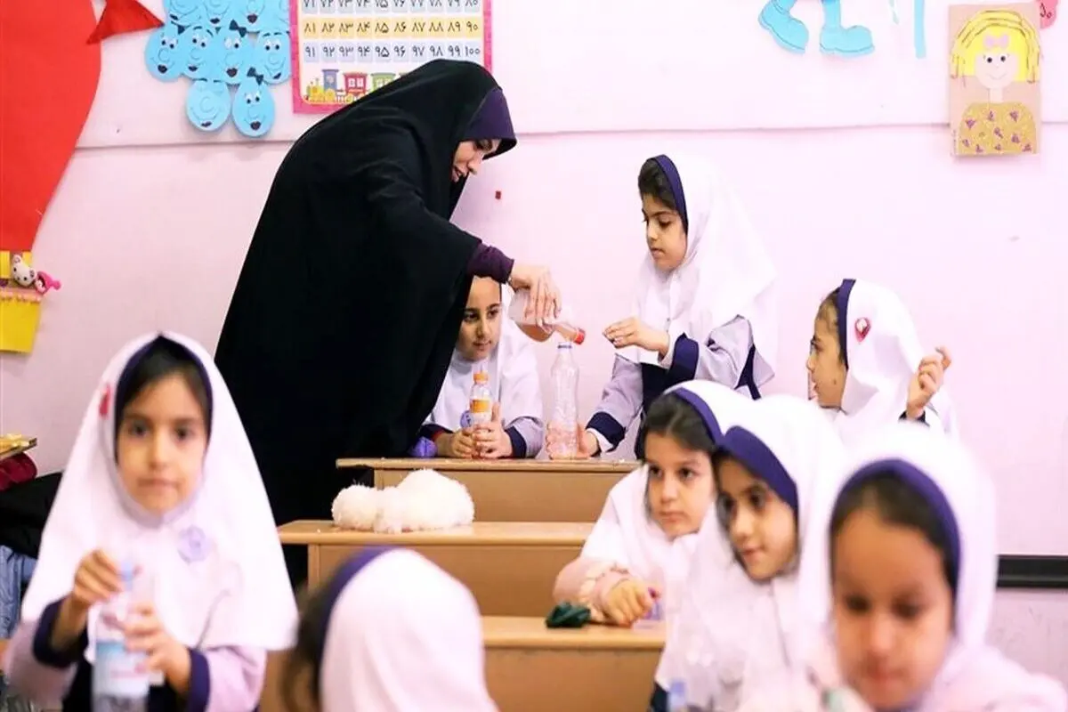 صدور بخشنامۀ بکارگیری معلمان حق التدریس جامانده
