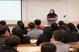 چرا استادان دانشگاه مهاجرت می کنند ؟ استادان دانشگاه در برخی کشورهای منطقه بین ۵ تا ۱۰ هزار دلار حقوق دریافت می‌کنند/ جعفر توفیقی وزیر علوم دولت اصلاحات :مهاجرت تنها به دلیل مسائل مالی نیست 