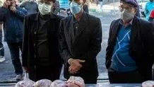 روزنامه همشهری: مرغ «به شدت» کمیاب و «بی‌نهایت» گران شده است

