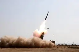 انهدام هواگردهای دشمن در آسمان بندرعباس و قشم