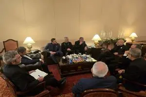 اکسیوس: دو دلیل اختلاف  تنگه هرمز و اورانیوم غنی شده است