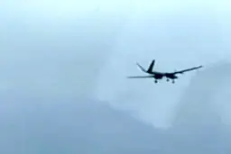 لحظه سرنگونی پهپاد اوکراینی در آسمان مسکو/ ویدئو

