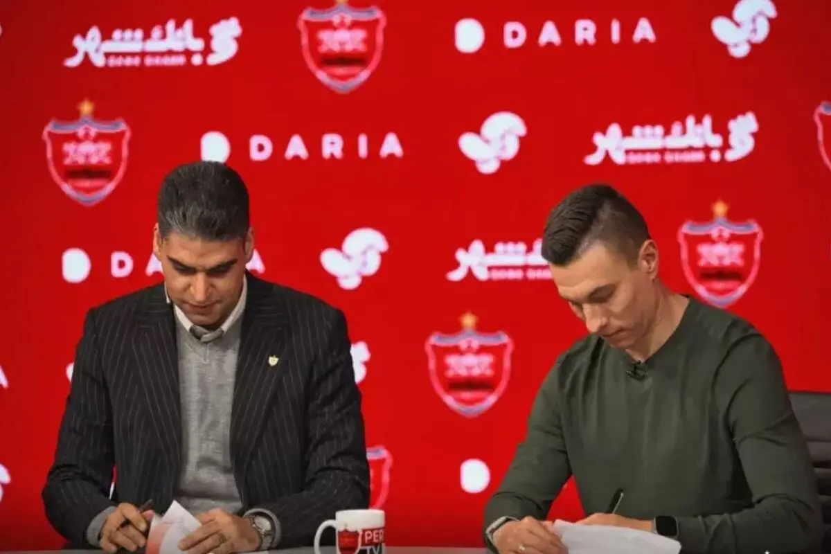 مهاجم پرسپولیس به قطر می رود
