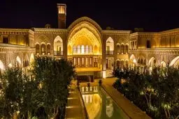 سرای عامری‌های کاشان به خاطر حجاب پلمب شد/ بیکاری بیش از ۱۰۰ نفر در آستانه نوروز