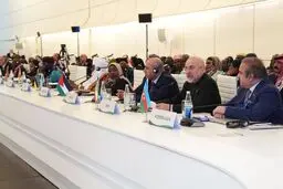 قالیباف: ایران دست برادری خود را به سوی همه کشورهای اسلامی دراز می‌کند