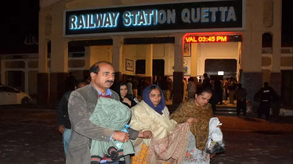 Pakistani forces rescue 155 train passengers taken hostage by militants