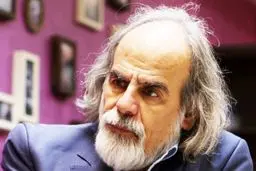 ‎اهل سیاست بپذیرند که فرهیختگان جامعه باید استقلال داشته باشند