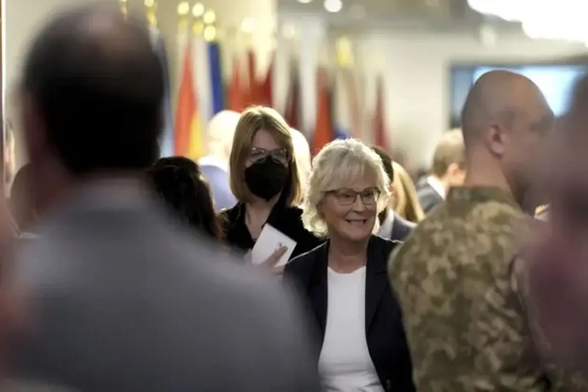 Germany to send anti-aircraft tanks to Ukraine in policy shift