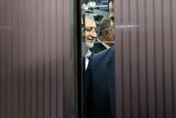 با استیضاح «علیرضا زاکانی» چند پله ارتقا پیدا می‌کنید
