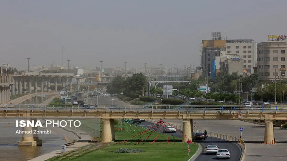 وزش باد شدید و خیزش گرد و خاک در ۲۲ استان