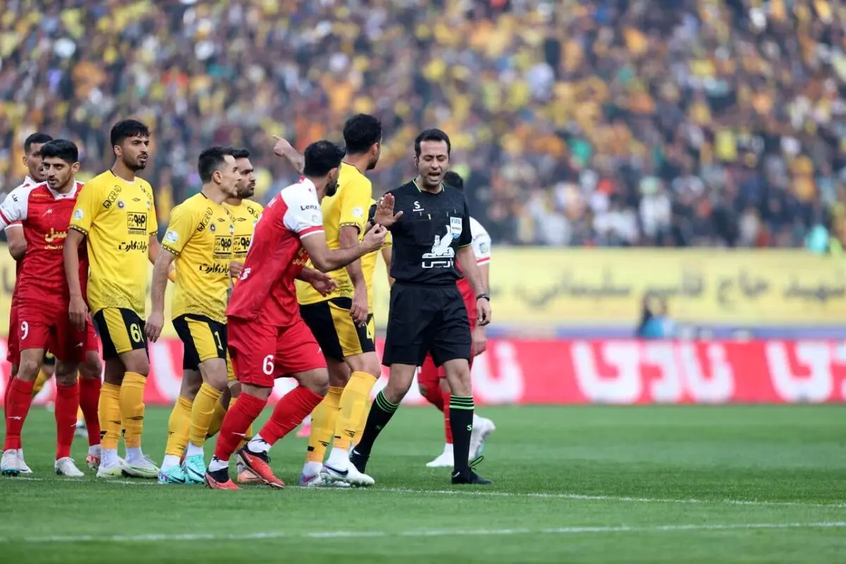 امتیاز سپاهان و پرسپولیس برگشت