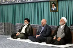 تصویری از گپ‌وگفت قالیباف و رئیسی در مقابل دوربین/ عکس

