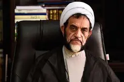 اشرفی اصفهانی: هرچه سریع‌تر گشت ارشاد منحل شود!