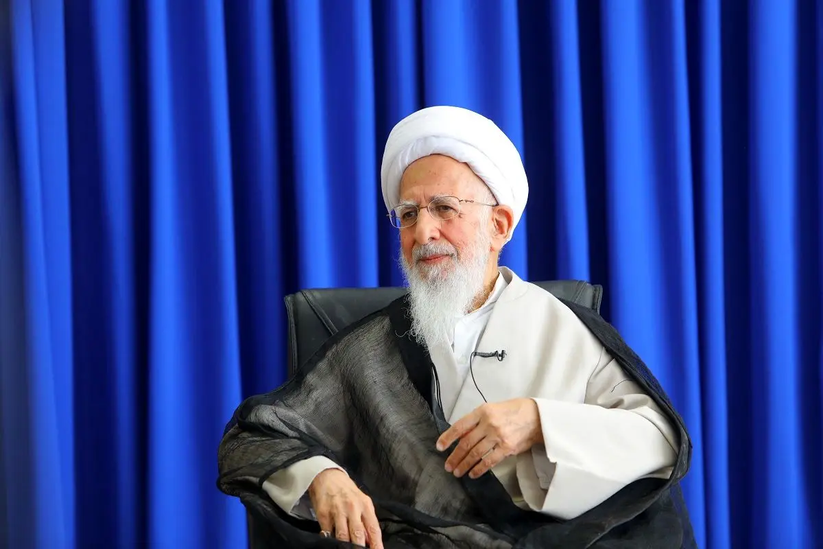 مردم جایگاه مهمی دارند و باید با عزت و آبرو اداره شوند

