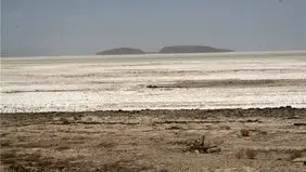 آب به تالاب بختگان رسید