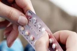 پیشگیری از بارداری، بیماری نیست