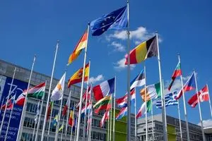 اتحادیه اروپا در یک اقدام نمایشی ۱۴ میلیون یورو به افغانستان اختصاص داد