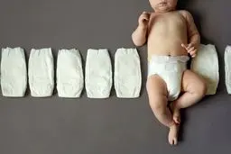 قیمت یک بسته پوشک بیشتر از یارانه خانواده ۳ نفره