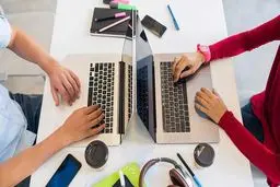 دفتر کار اشتراکی یا دفتر کار مجازی، کدام یک بهتر است؟