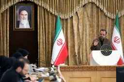 خاندوزی: برنامه کوتاه مدت اقتصادی دولت امروز ابلاغ می‌شود