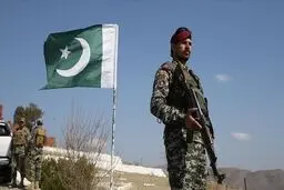 پاکستان: بمباران خاک کشور توسط ایران غیرقانونی است/ ما حق پاسخگویی را برای خود محفوظ می‌داریم