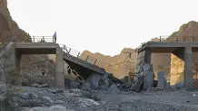 سرگردانی مردم و رانندگان پس از حمله آمریکا به پل محور رودان - بندرعباس + عکس