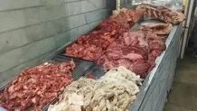 کشف ۲ تن گوشت و لبنیات تاریخ مصرف گذشته از انبار یک فروشگاه در کرج

