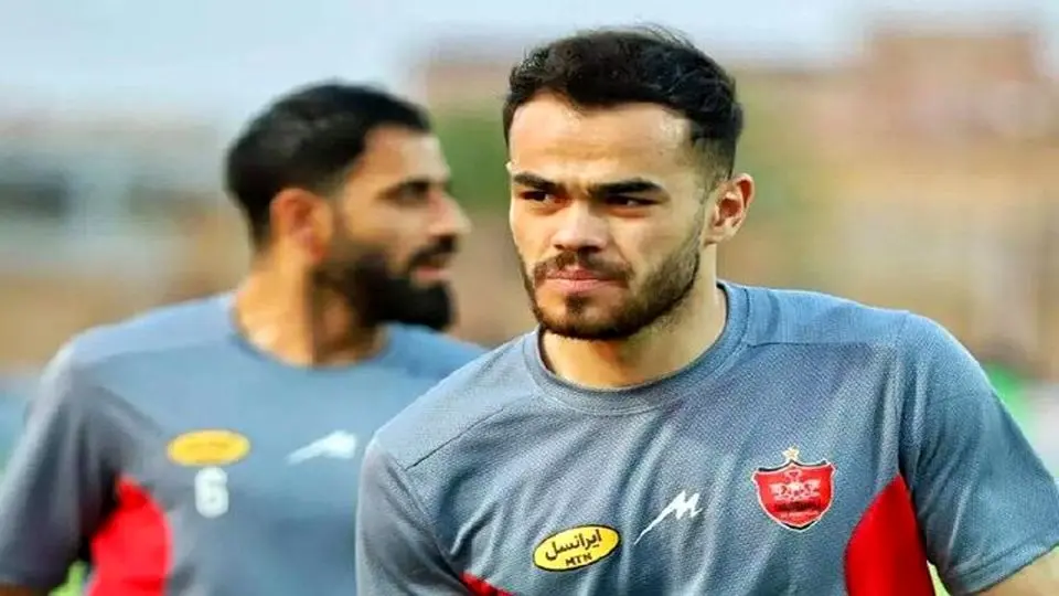 اورونوف در اردوی پرسپولیس حضور یافت