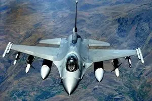 جنگنده‌های F-16 آمریکا به اردن وارد شدند