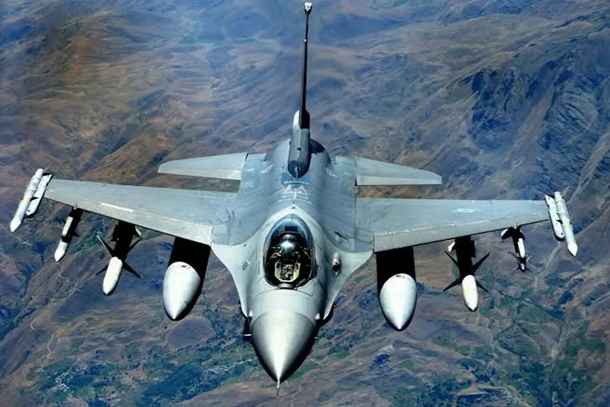 جنگنده‌های F-16 آمریکا به اردن وارد شدند 