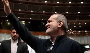 مسعود پزشکیان در قزاقستان دکترای افتخاری گرفت + عکس