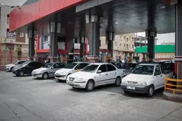 توزیع بنزین در کلان‌شهرها عادی شد