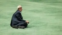 پادگانی شدن اداره مجلس دلیل استعفای من است

