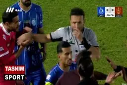 درگیری بازیکنان استقلال و پرسپولیس در دقایق پایانی دربی + ویدیو