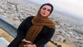 شهین کریمانی، خواهر مقتول: شوهرش اول او را متهم می‌کرد و بعد با تهدید مردان همکارش از آن‌ها اخاذی می‌کرد