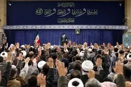 قائد الثورة الإسلامیة: انتفاضة أهالی قم التاریخیة حدث تحولی عظیم
