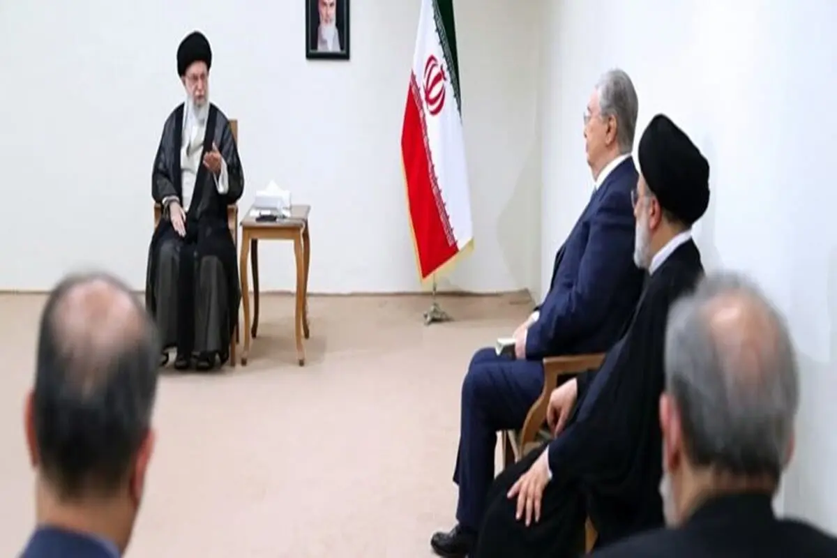قائد الثورة: الغربیون لن یترددوا في توسیع نفوذهم أینما استطاعوا