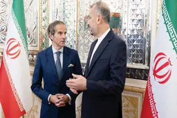 تلاش برای کنترل بحران