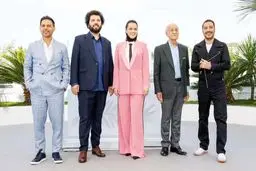 این کادر کوچک می‌شود؟